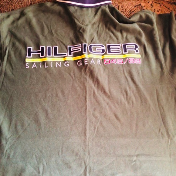 Vintage Tommy Hilfiger polo - Picture 4 of 8